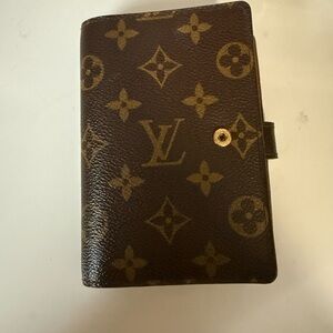 Louis Vuitton Monogram Agenda Wallet
